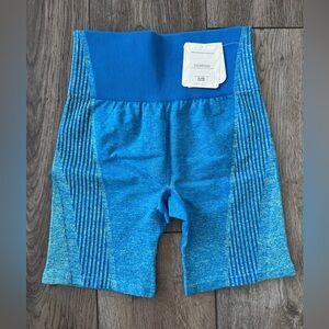 Fabletics Ombre Seamless Ultra High-Waisted 6" Shorts, Lake/Faded Lime